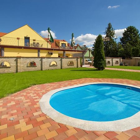 Ponty-Lak Panzió Casa de hóspedes Dávod Exterior foto